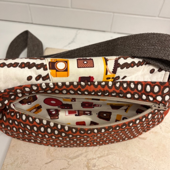 Handmade vintage camera purse - Picture 6 of 7